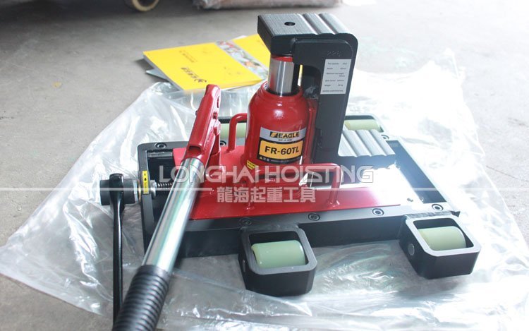 印刷機安裝就位 印刷機安裝就位